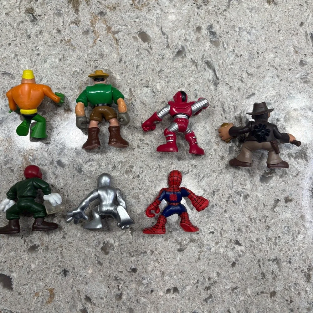 Marvel DC Comics Superheroes & Action Figures Lot 7pcs‎